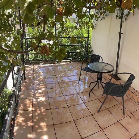 Mersini Apartment Chrissi Akti Chania Exterior foto