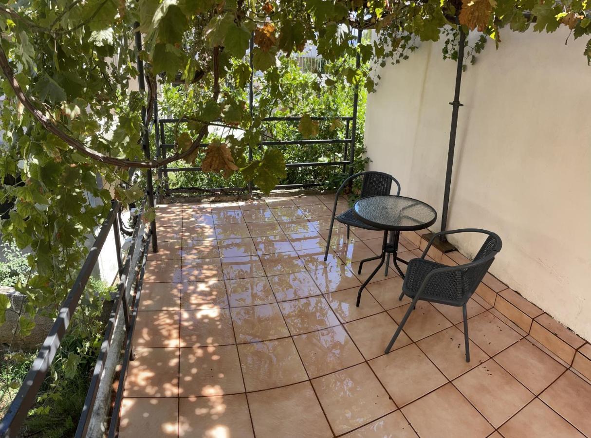 Mersini Apartment Chrissi Akti Chania Exterior foto